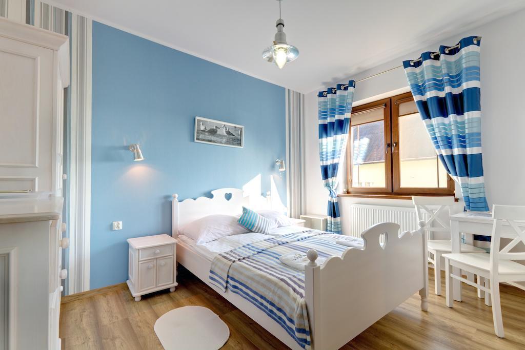 Pensjonat Riwiera Z Widokiem Na Zalew Wislany Krynica Morska Room photo